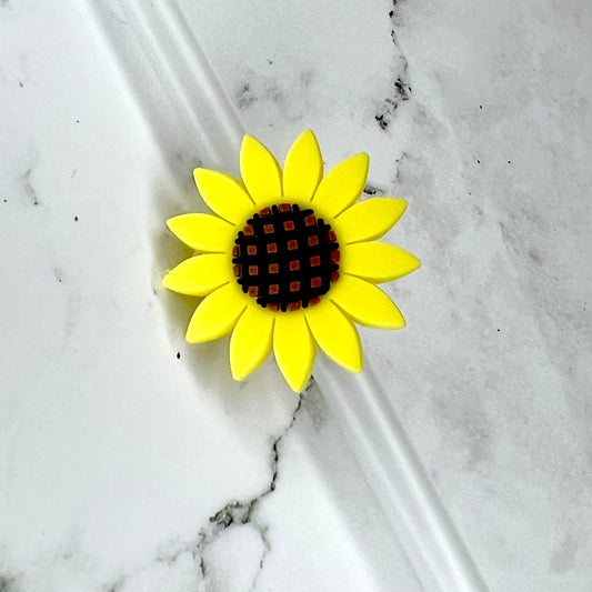 https://northernaccentsmn.com/cdn/shop/files/Sunflower-Straw-Charm.jpg?v=1688936646&width=533